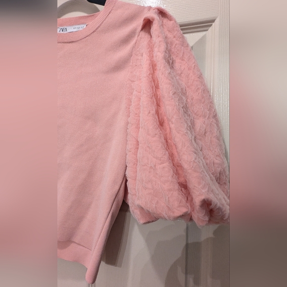 Zara Puff Sleeve Top - Picture 6 of 10